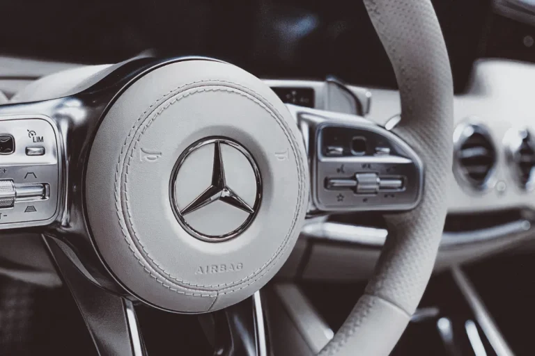 mercedes-revolutionne-le-marche-avec-une-nouvelle-electrique-et-un-rapport-prix-autonomie-incroyable